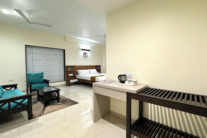Room 35 of 86