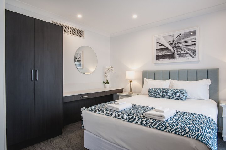 Room 15 of 64