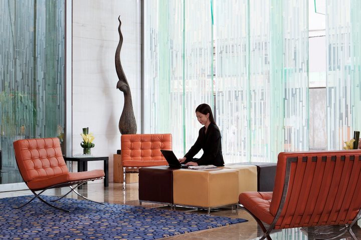 Hotel Interior 4 of 38