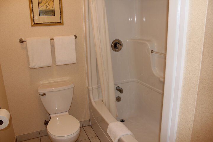 Room 18 of 27