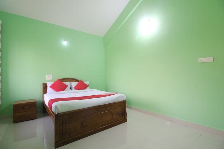 Room 17 of 31