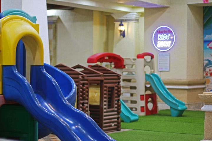 Children's play area - indoor