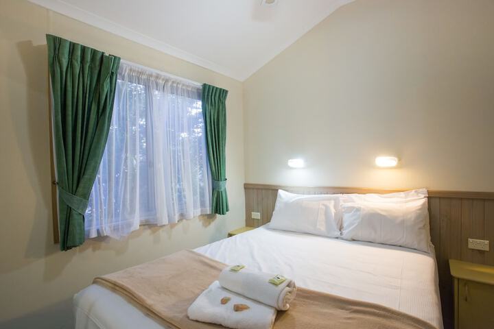 Room 4 of 57
