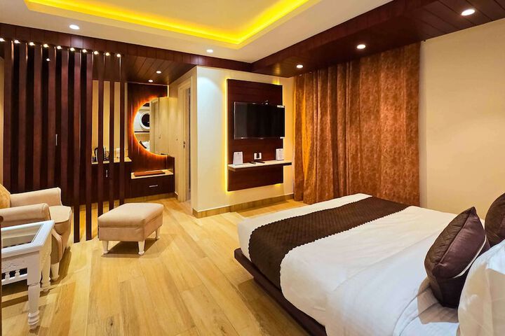 Room 20 of 48