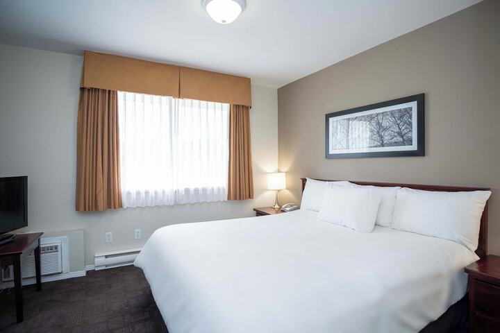 Room 14 of 48