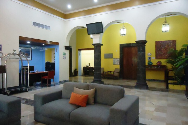 Guest Lobby