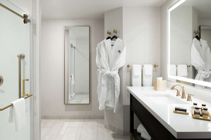Bathroom shower