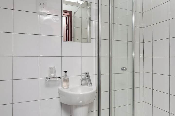Clean Restrooms