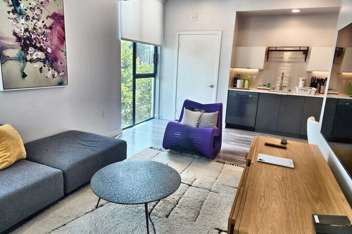 Room 43 of 60
