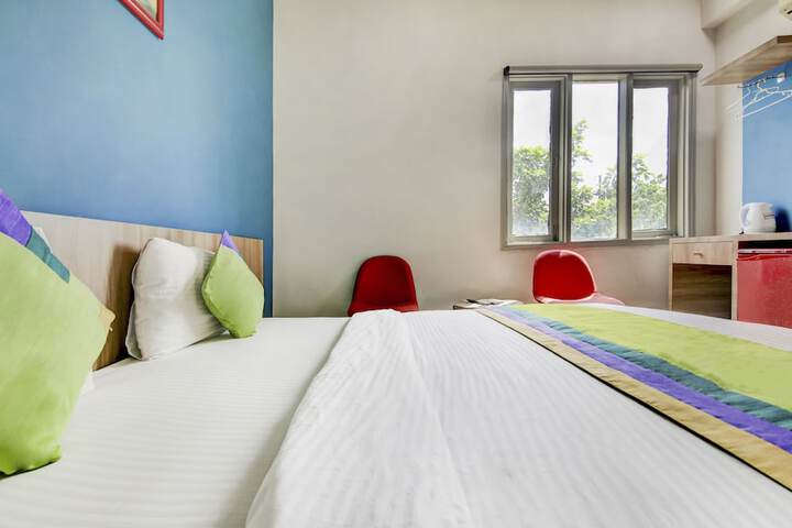 Room 16 of 32
