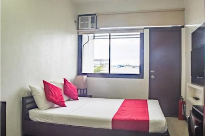 Room 8 of 23