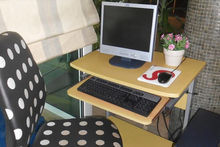 Business Center 20 of 25