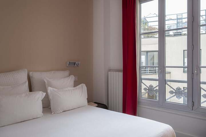 Room 43 of 80