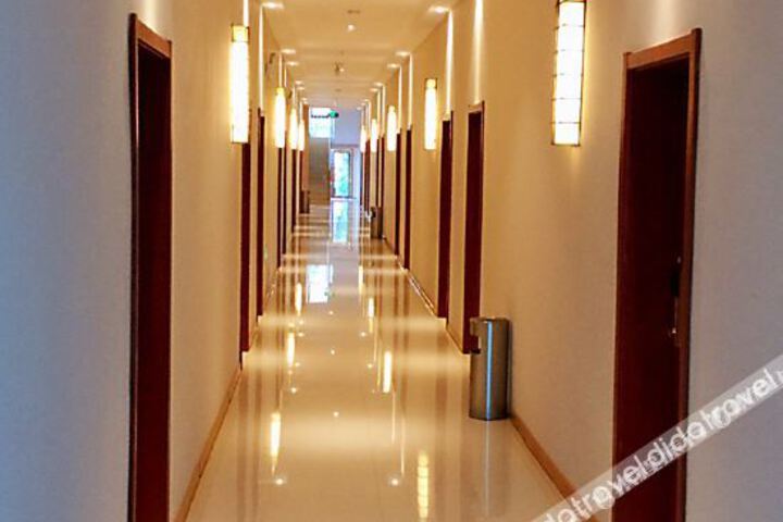 Hotel Interior 9 of 25