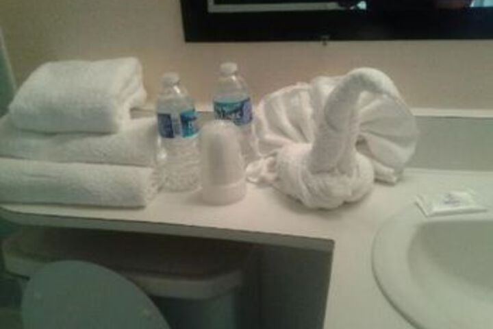 Room 4 of 25