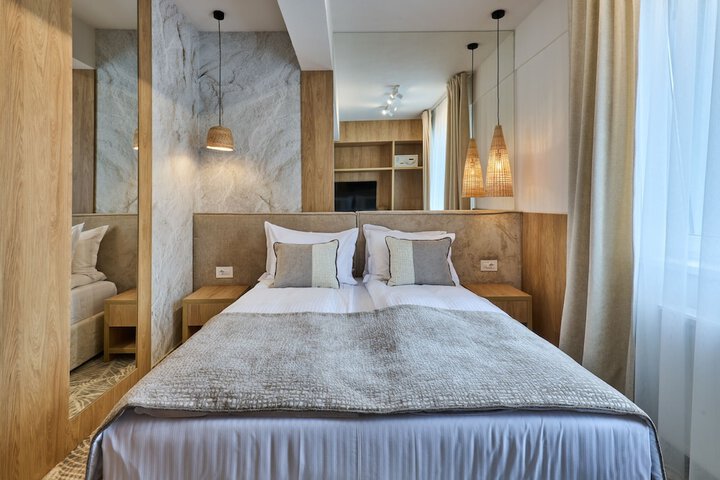 Room 21 of 60