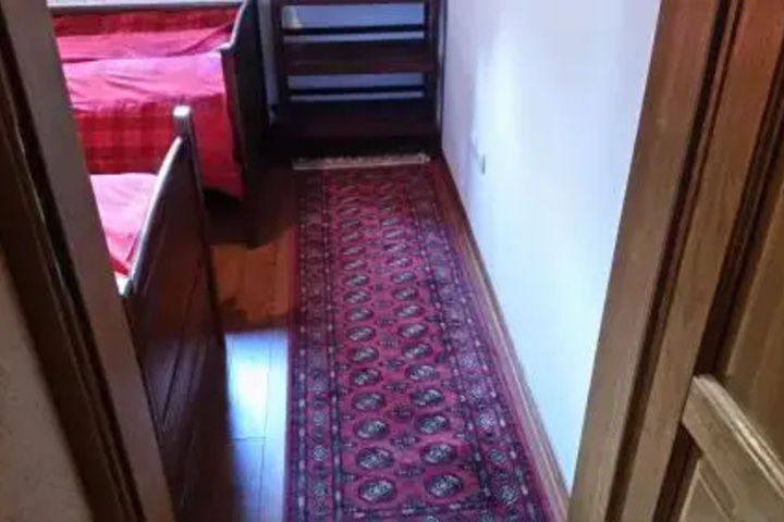 Room 12 of 12