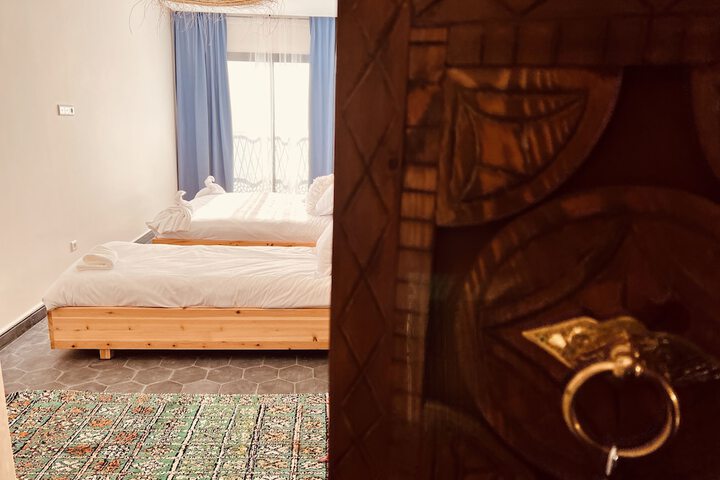 Room 6 of 54