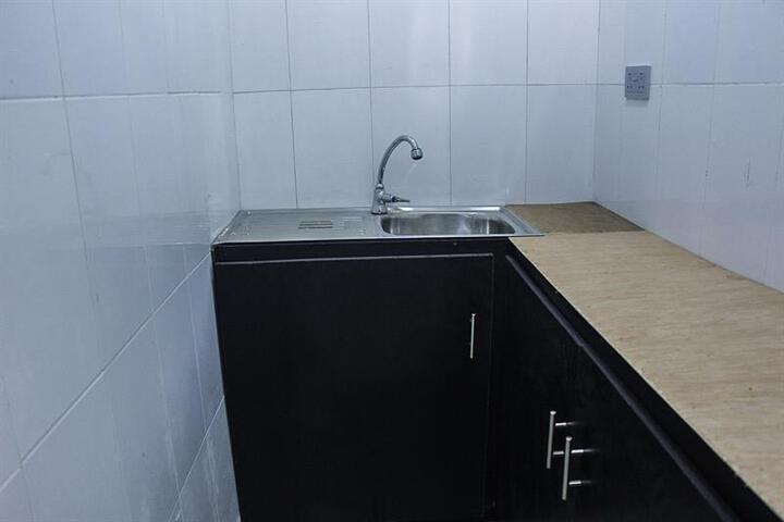 NEW TRAVELLERS LODGE & SUITE