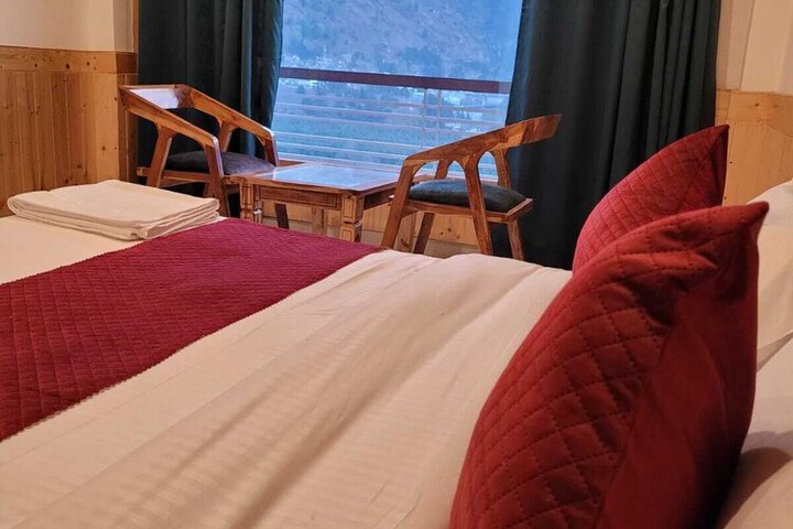 Room 3 of 11