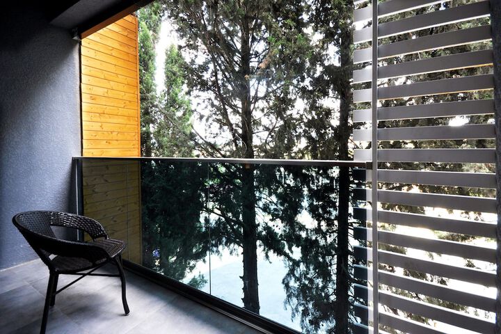 Terrace/Patio 17 of 34