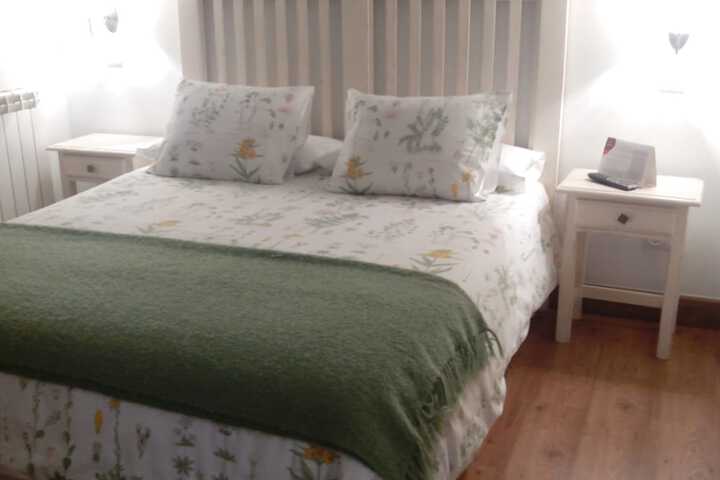 Room 6 of 13