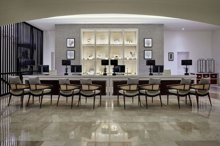 Hotel Interior 6 of 124