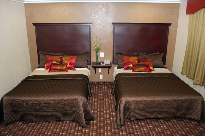 Room 3 of 26
