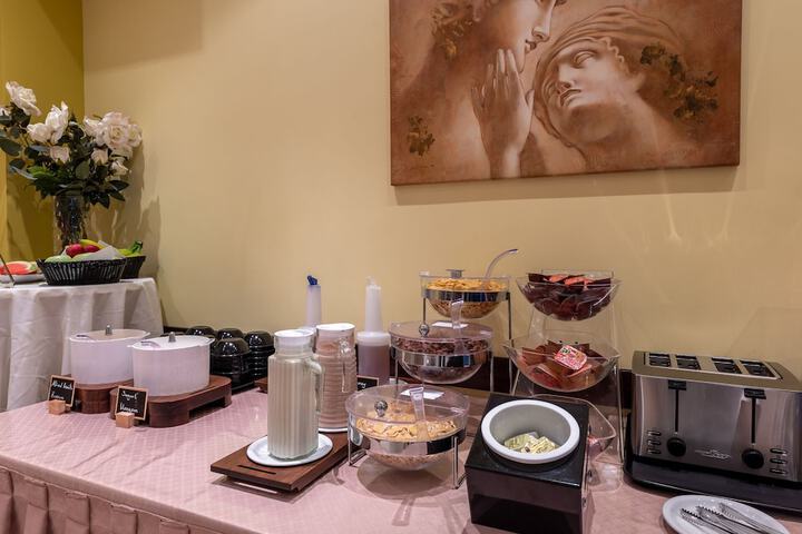 Breakfast buffet