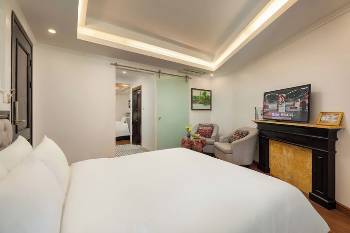 Room 29 of 94