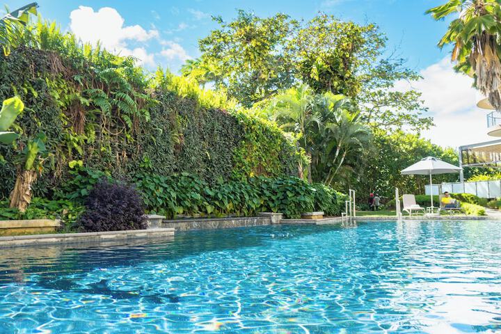 Pool 37 of 147