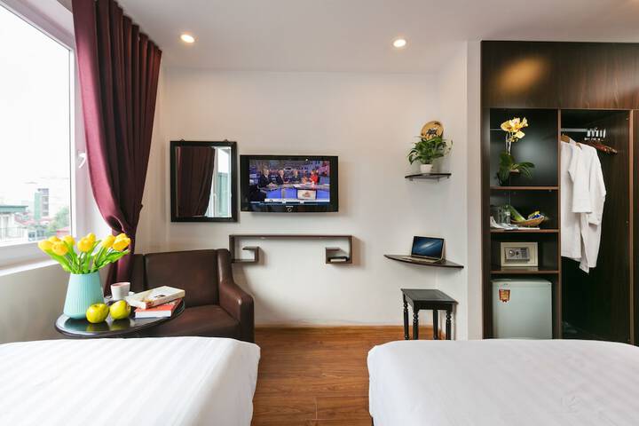 Room 25 of 68
