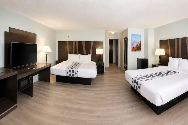 Room 20 of 29