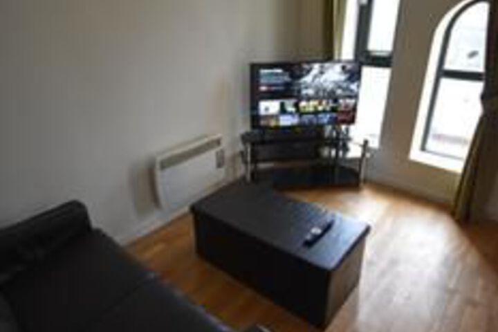 Room 3 of 6