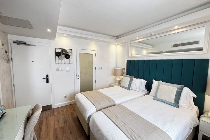 Room 58 of 155