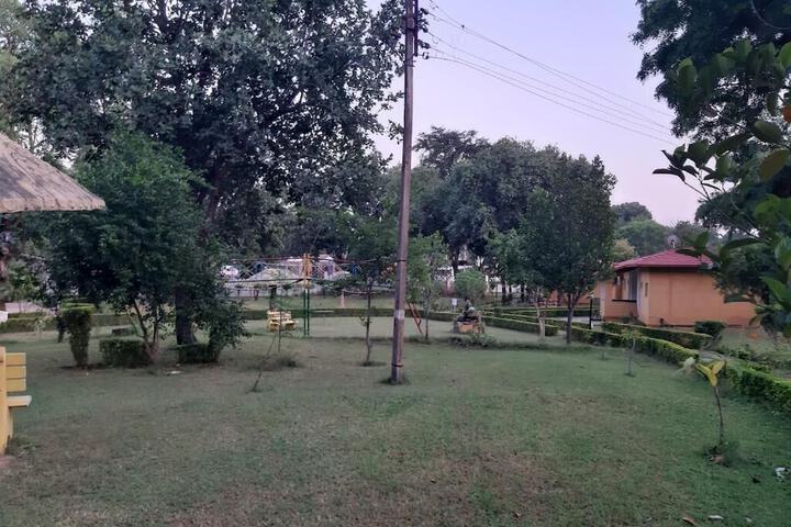 Property Grounds 42 of 51
