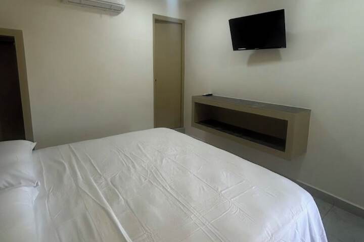 Room 15 of 24
