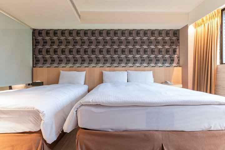 Room 46 of 87