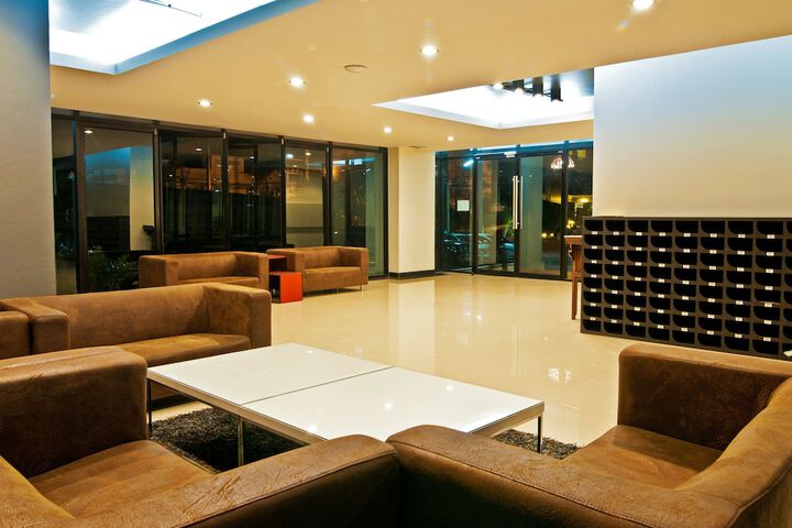 Hotel Interior 4 of 27