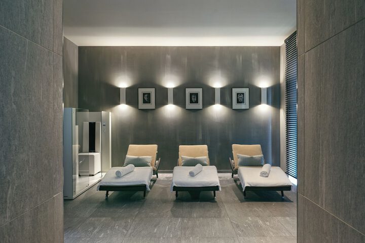 Spa 17 of 27