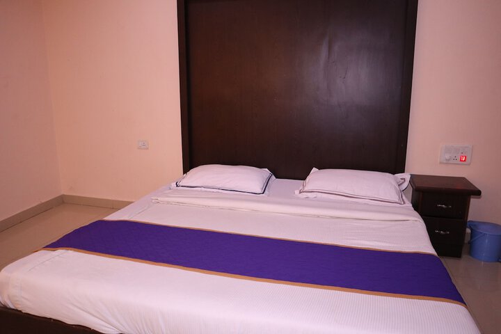 Room 9 of 23