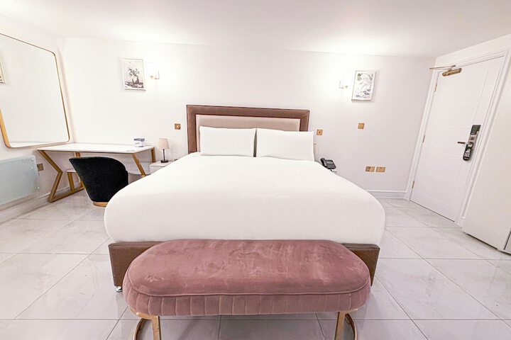 Room 34 of 55