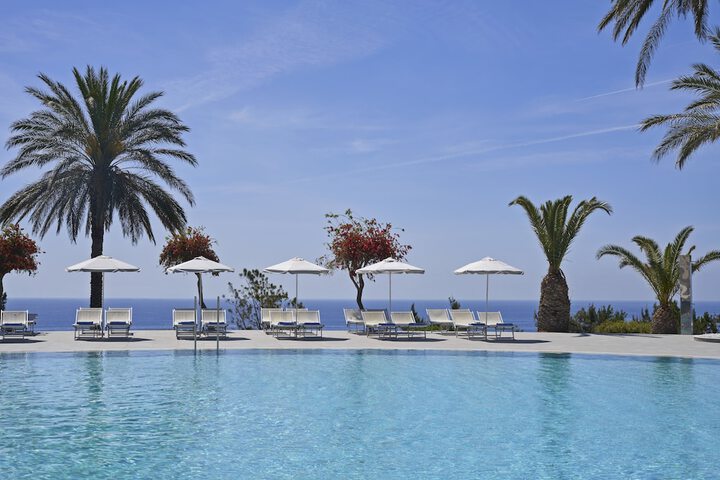Pool 62 of 138