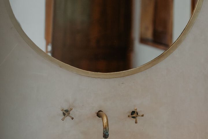 Room 51 of 78