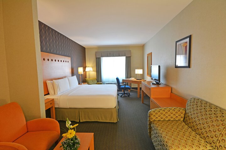 Room 11 of 50