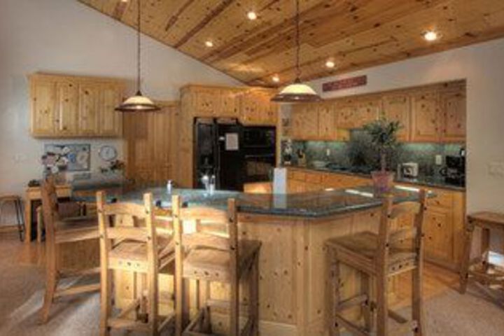 Image of Prioste Luxury Rental Home by RedAwning