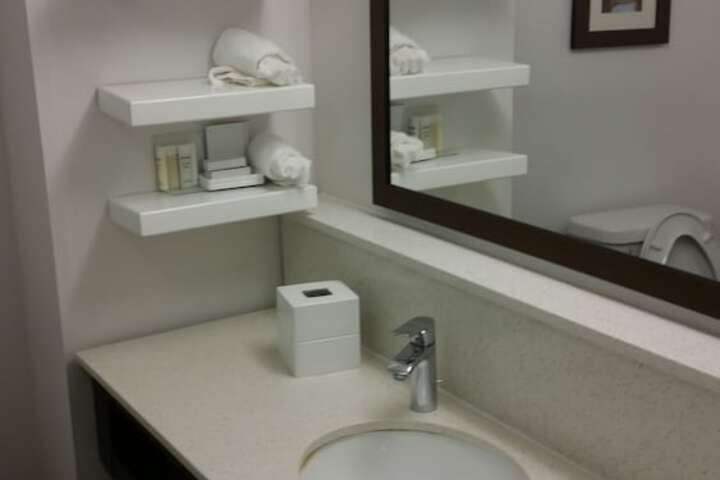 Bathroom sink