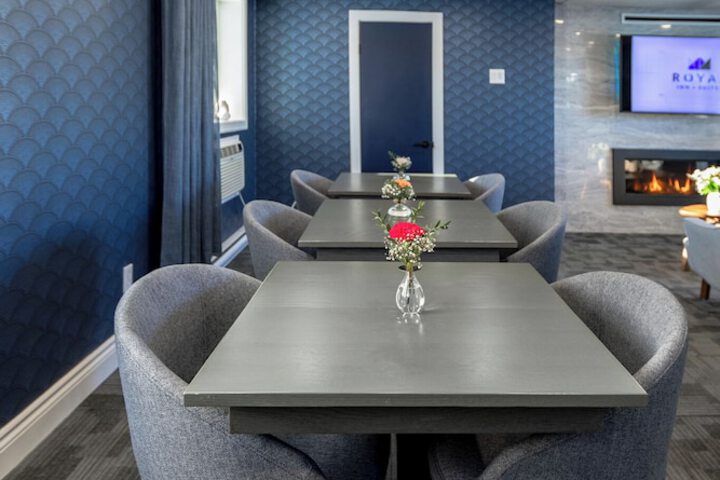 Hotel Interior 16 of 209