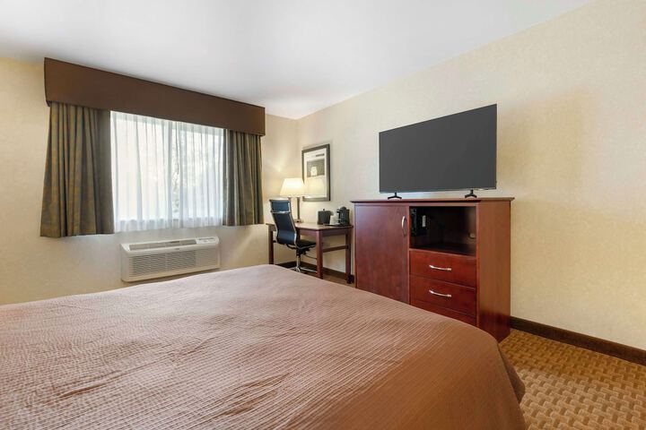 Room 7 of 36