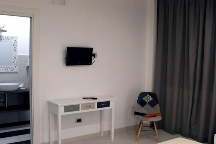 Room 13 of 60